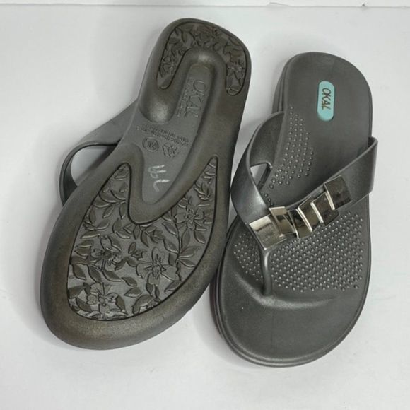 Oka B jeweled Flip Flops - Picture 3 of 5